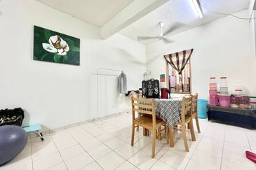 Booking 1K 💗Double Storey Terrace, Seksyen 3 @ Bangi