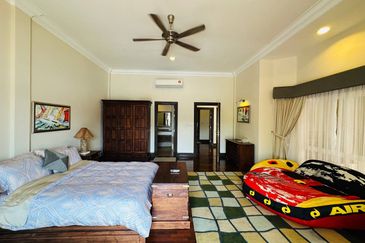 Avillion Admiral Cove