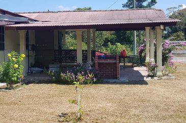 Nusa Dusun Orchard Resort, Kuala Linggi, Melaka.