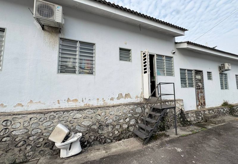 Single storey Intermediate Taman Seremban 3 Negeri Sembilan 