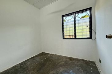 Endlot Single Storey Terrace Bandar Tasik Kesuma Beranang Selangor. 