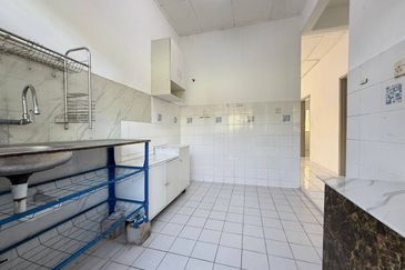 Endlot Single Storey Terrace Bandar Tasik Kesuma Beranang Selangor. 