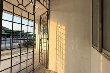 Endlot Single Storey Terrace Bandar Tasik Kesuma Beranang Selangor. 