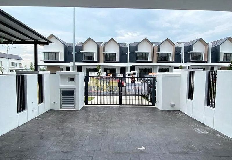 Double Storey Terrace @ Serenia Aiora, Serenia City, Sepang