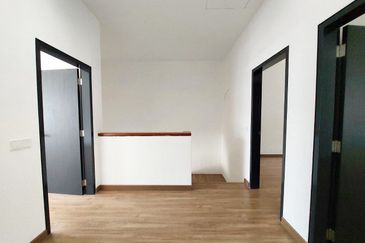 Double Storey Terrace @ Serenia Aiora, Serenia City, Sepang