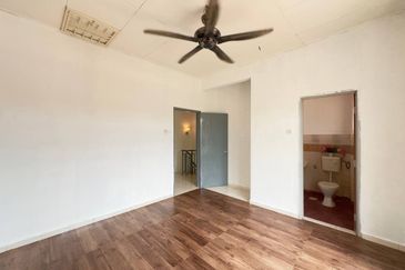 Seri Pristana SP 3 Sungai Buloh Double Storey