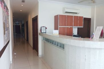 Pusat Perdagangan Seri Kembangan