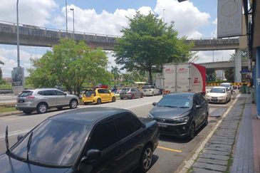 Pusat Perdagangan Seri Kembangan