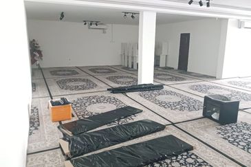 Pusat Perdagangan Seri Kembangan