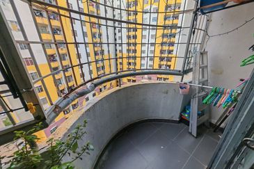 Apartment Lagoon Perdana, Subang Jaya near Sunway Pyramid