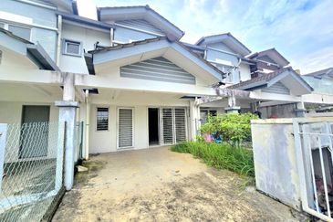 Kemuning Greenhills 3, 2 Storey Terrace,  Seksyen 32, Shah Alam