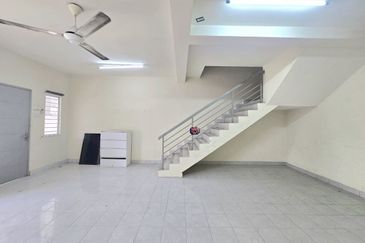Kemuning Greenhills 3, 2 Storey Terrace,  Seksyen 32, Shah Alam