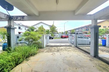 Kemuning Greenhills 3, 2 Storey Terrace,  Seksyen 32, Shah Alam
