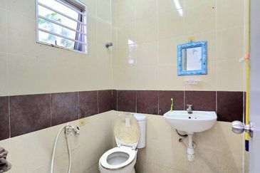 Kemuning Greenhills 3, 2 Storey Terrace,  Seksyen 32, Shah Alam