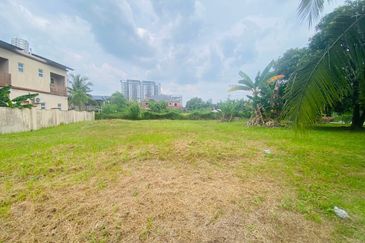 Batu Caves Kampung Melayu Bungalow Lot