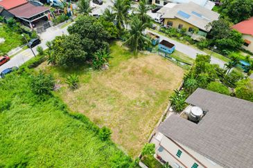 Batu Caves Kampung Melayu Bungalow Lot