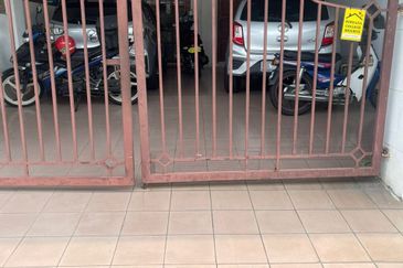 Perdana College Heights