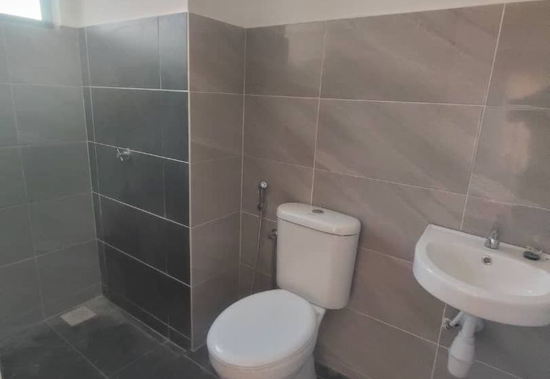 Taman Sri Makmur, Bukit Changgang, 2 Storey House