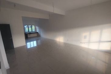 Taman Sri Makmur, Bukit Changgang, 2 Storey House