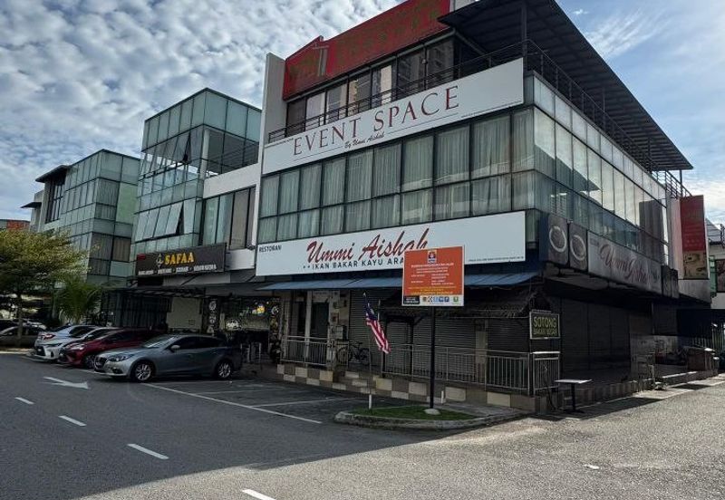 Near Kipmall, Kota Warisan, 2 Storey Shoplot