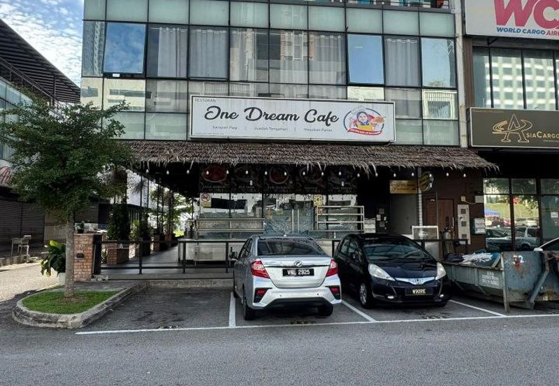 Near Kipmall, Kota Warisan, 2 Storey Shoplot