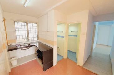 Pangsapuri Putra Damai