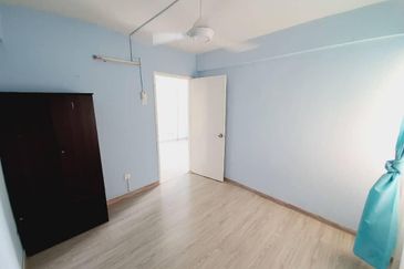 Pangsapuri Putra Damai