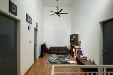 Ayden Townhouse Warisan Puteri