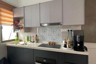 Ayden Townhouse Warisan Puteri