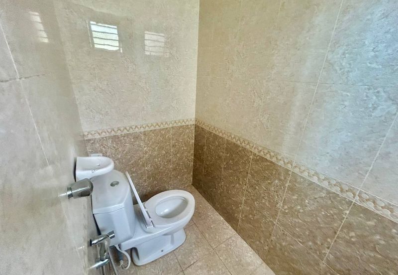 Taman Bandar Warisan Puteri, Seremban, Semi D 1.5 Tingkat For Sale