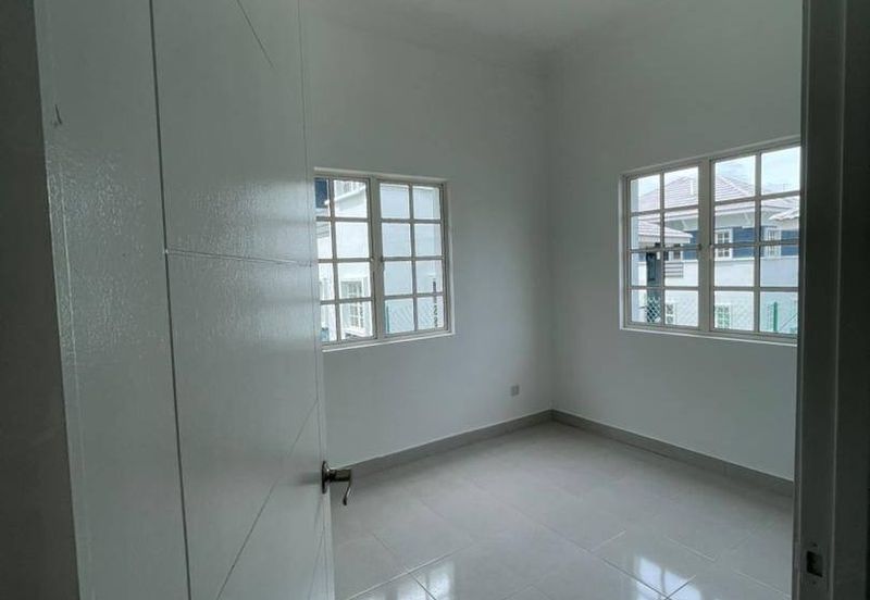 Taman desa anjung putra