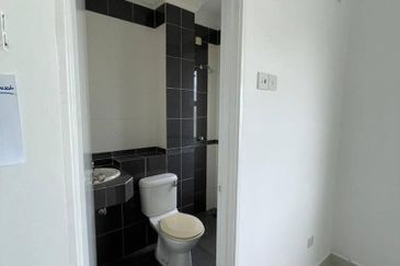 Taman desa anjung putra