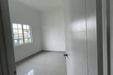 Taman desa anjung putra