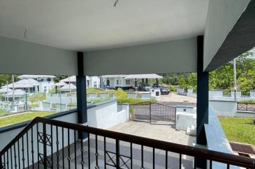 Taman desa anjung putra