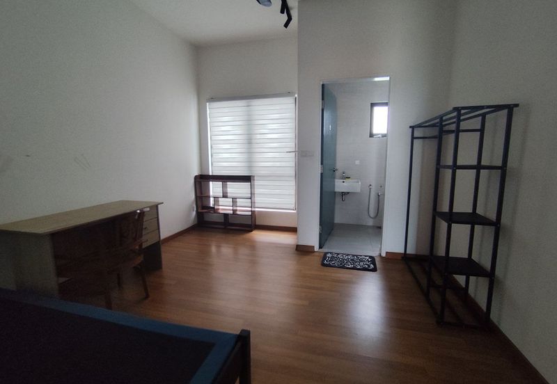 Ayden Townhouse Warisan Puteri