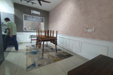 Ayden Townhouse Warisan Puteri