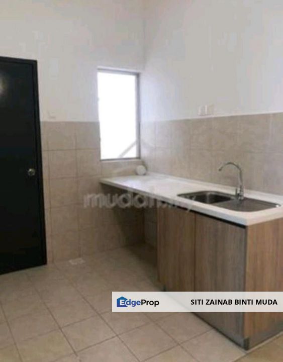 Low Deposit Partly Furnish Prima Lakefront Home,Cyberjaya near Hospital Cyberjaya, Selangor, Cyberjaya