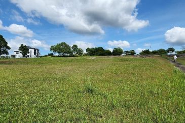 Perdana Hills ( Presint 11 )