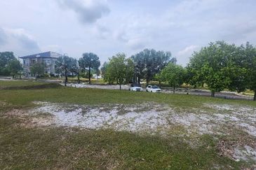 Perdana Hills ( Presint 11 )