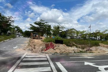 BUNGALOW LOT PuTRaJaya 💗, Presint 11 Hot Area💗