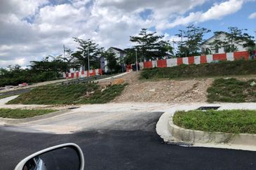 BUNGALOW LOT PuTRaJaya 💗, Presint 11 Hot Area💗