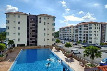 Residensi Warnasari 2