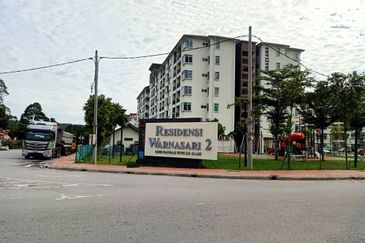 Residensi Warnasari 2