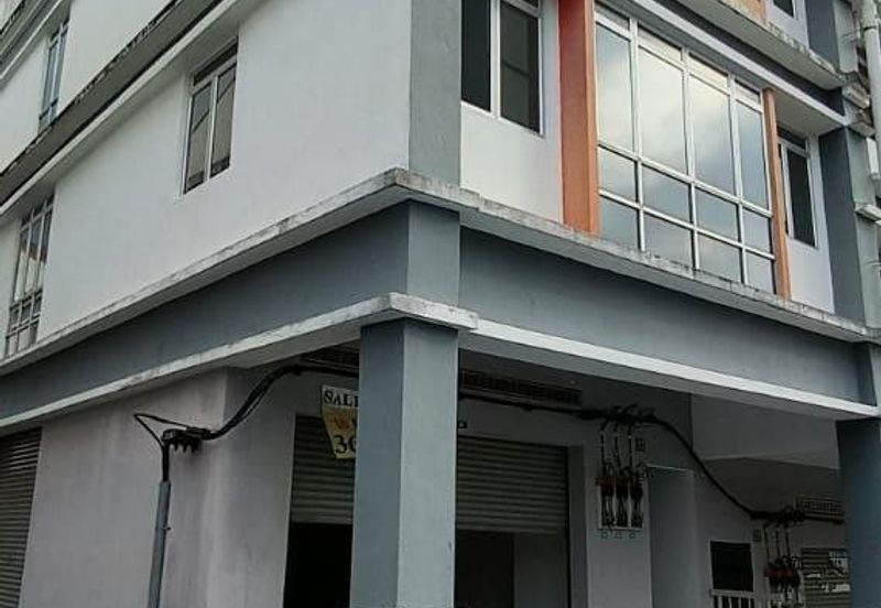 Endlot💗Ground Floor Shoplot near Acacia Residence Brand new, Salak Tinggi