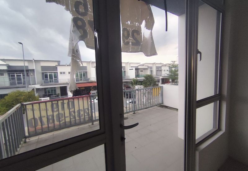 Taman Warisan Hijauan, Dengkil