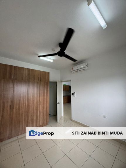 Partly Furnish ALANIS RESIDENCE KOTA WARISAN 3 Bedroom Unit NEAR KLia, Selangor, Sepang