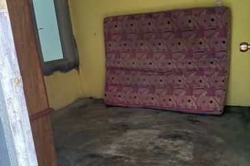 For sale single storey in taman Dato Mohd Taha 