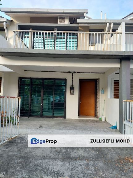 2.5 Storey Terrace Taman Mawar Salak Tinggi, Selangor, Sepang