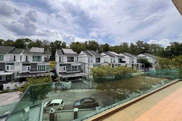 3 Storey Corner Lot Bungalow Damaisari Wangsa Melawati