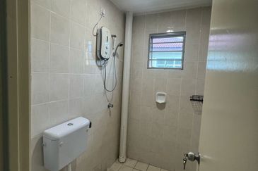 Albury at Mahkota Hills